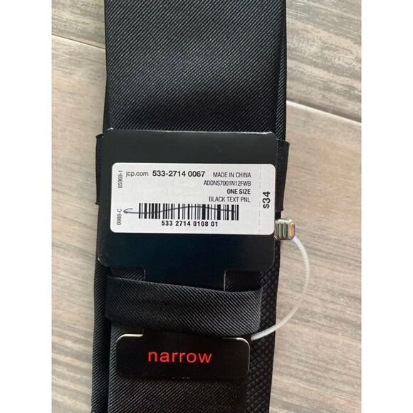 NWT J. Ferrar black narrow Mens tie - Picture 3 of 3